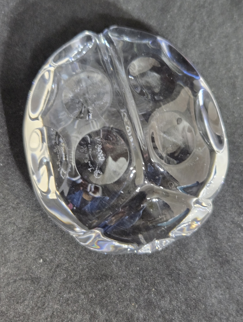 Val St. Lambert de Sousa Crystal Ladybug Paperweight - Picture 3 of 11